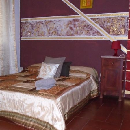 Tropical Bed&Breakfast ลุคคา ภายนอก รูปภาพ