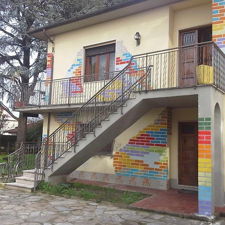 Tropical Bed&Breakfast ลุคคา ภายนอก รูปภาพ
