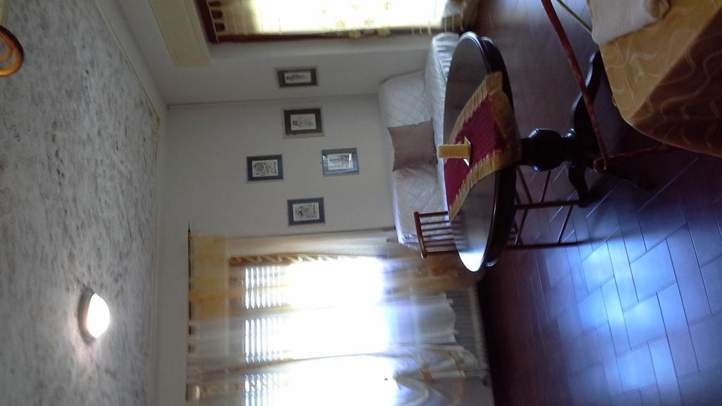 Tropical Bed&Breakfast ลุคคา ภายนอก รูปภาพ