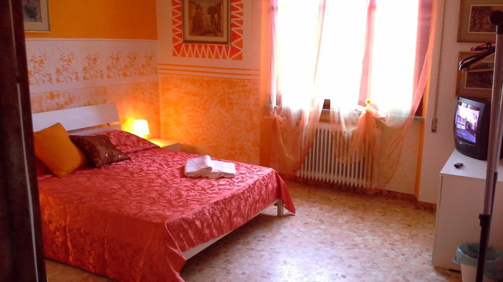 Tropical Bed&Breakfast ลุคคา ภายนอก รูปภาพ