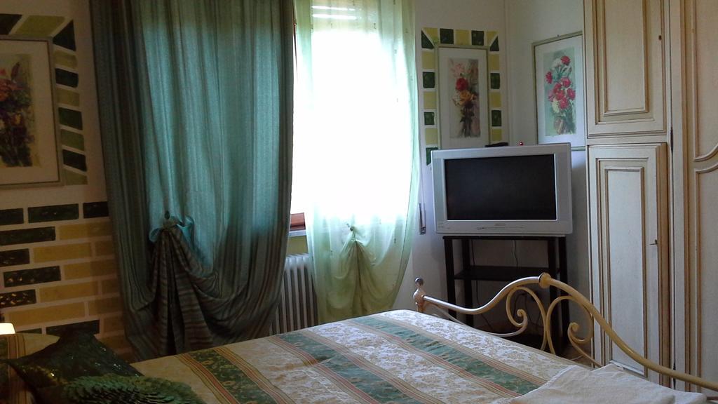 Tropical Bed&Breakfast ลุคคา ภายนอก รูปภาพ