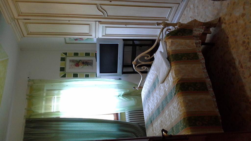 Tropical Bed&Breakfast ลุคคา ภายนอก รูปภาพ