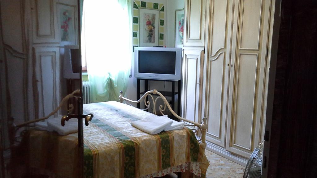 Tropical Bed&Breakfast ลุคคา ภายนอก รูปภาพ